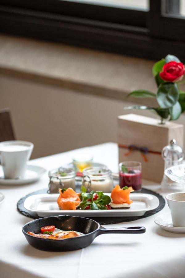 Boutique Hotel Sunstar Brissago Am Lago Maggiore Exterior foto